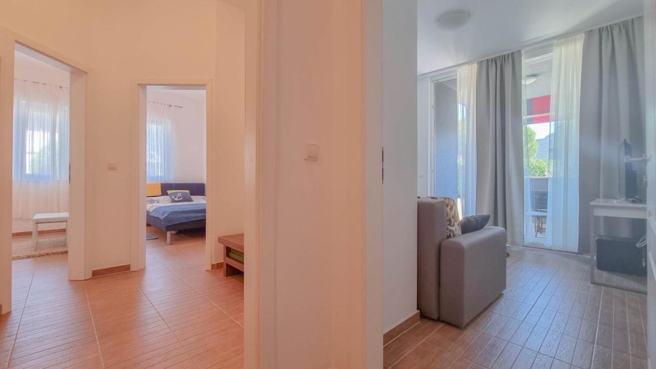 Appartement Lea à Novigrad Istria Extérieur photo