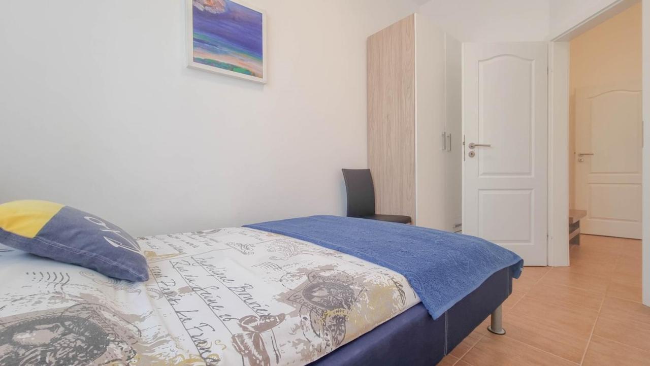 Appartement Lea à Novigrad Istria Extérieur photo